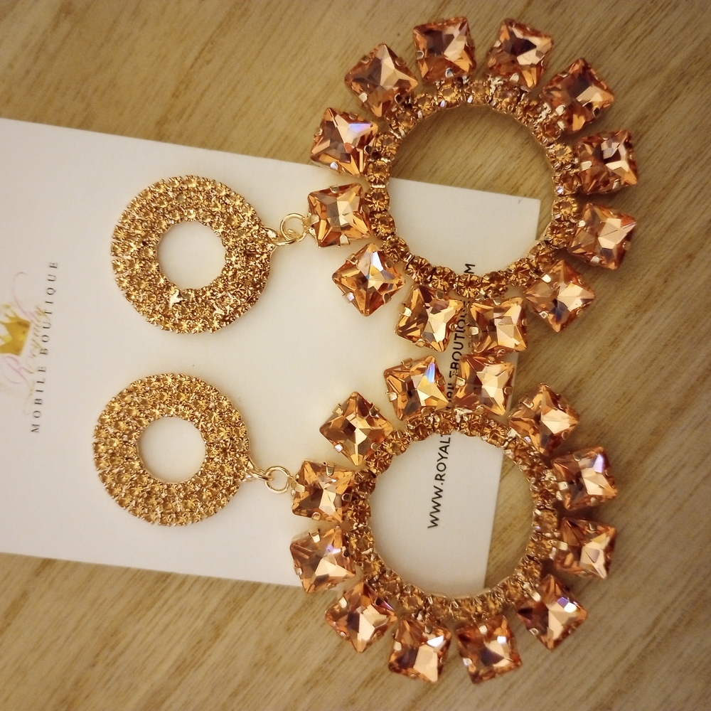 Elegant Gold Statement Earrings
